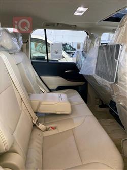 تۆیۆتا لاند کروزەر